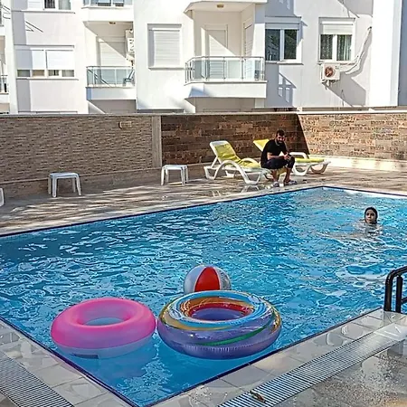Lägenhet Berk Apart Antalya